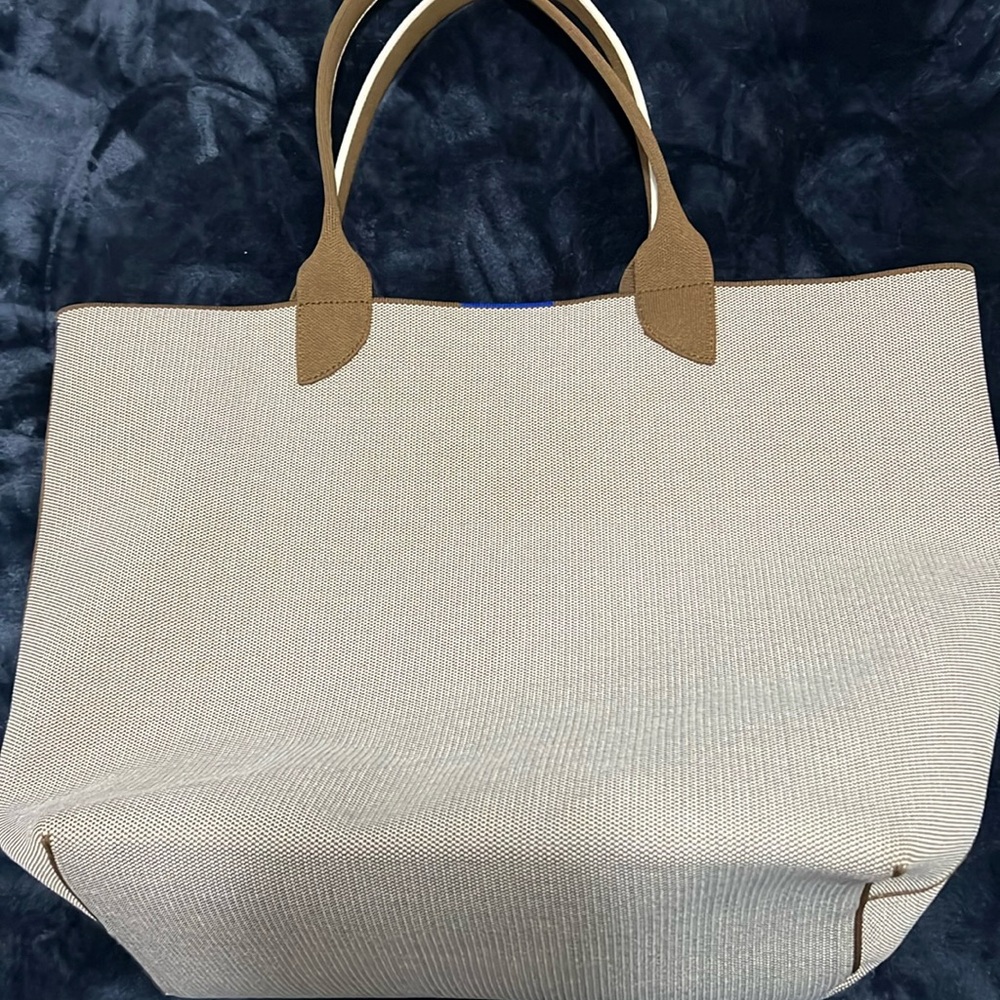 Rothy’s tote